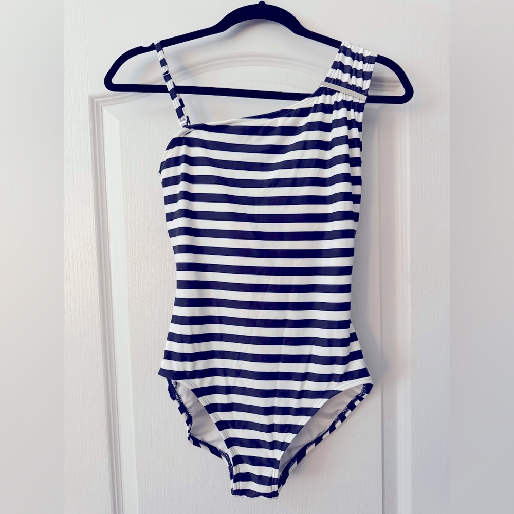 Michael kors brand new Striped One-Shoulder Swimsuit Sz 10. NEVER WORN